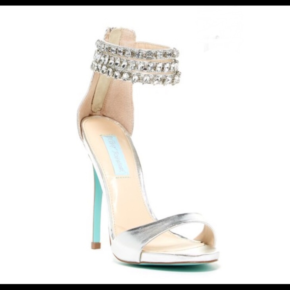 Betsy Johnson SB- Marry Silver M sz 9 1/2 Wedding